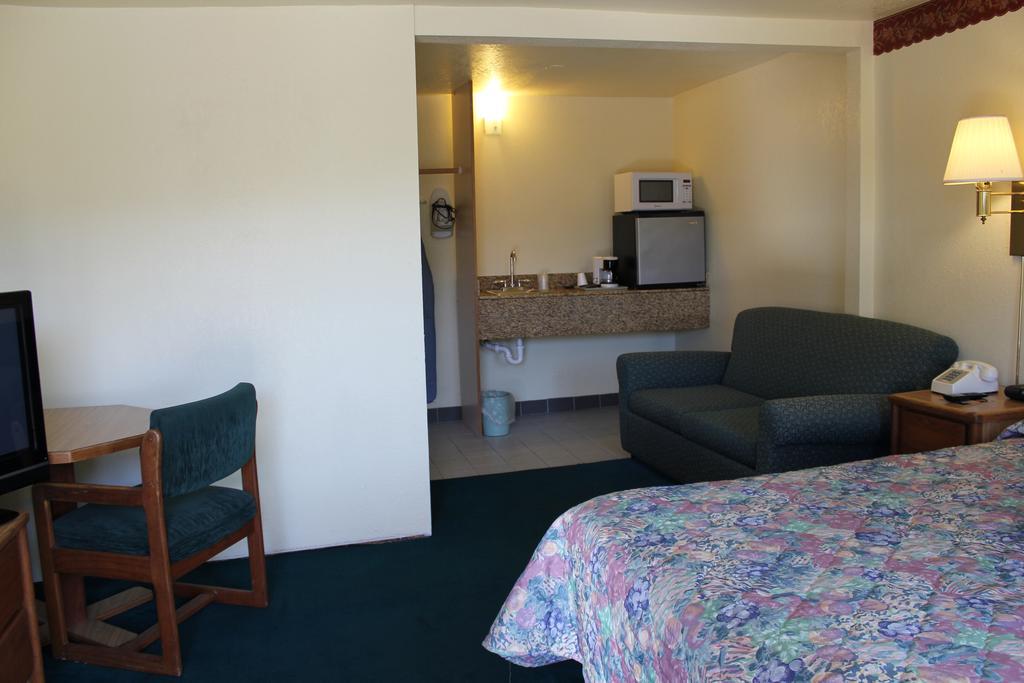 Nite Inn Motel Юджин Экстерьер фото